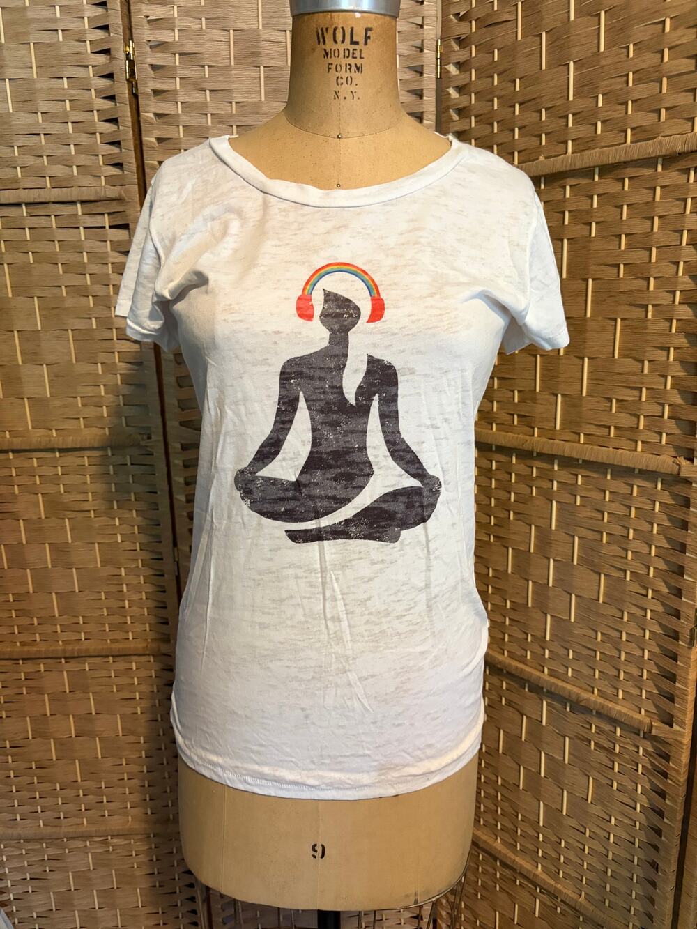 Rie & Ryn Yoga Meditation Raibow Headphones Burnout T Shirt Womens LARGE